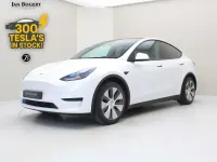 Gebraucht Tesla Model Y Standard Range 253 kW (345 PS) 2022 Silber SUV