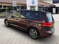 Gebraucht VW Touran Sound 150 PS (110 kW) 2017 Rot Van / Kleinbus