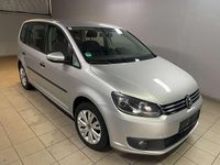 Gebraucht VW Touran Trendline 105 PS (77 kW) 2013 Reflexsilber metallic Van / Kleinbus