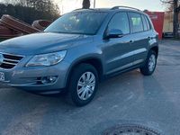 Gebraucht VW Tiguan 170 PS (125 kW) 2009 Silber SUV