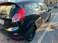 Gebraucht Ford Fiesta 95 PS (69 kW) 2015 Schwarz Kleinwagen