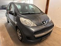 Gebraucht Peugeot 107 68 PS (50 kW) 2010 Grau Kleinwagen