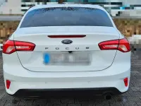 Gebraucht Ford Focus Style 125 PS (91 kW) 2022 Weiß Limousine