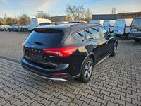 Używany Ford Focus Active X 155 KM (114 kW) 2021 Czarny Kombi