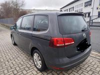 Gebraucht VW Sharan 150 PS (110 kW) 2018 Grau Van / Kleinbus