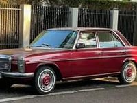 Gebraucht Mercedes 220 60 PS (44 kW) 1974 Rot Limousine
