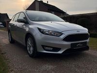 Gebraucht Ford Focus Cool & Connect 125 PS (91 kW) 2017 Silber Kombi