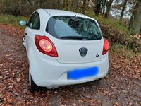 Gebraucht Ford Ka 69 PS (50 kW) 2010 Weiß Kleinwagen