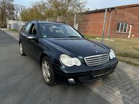 Gebraucht Mercedes C200 122 PS (89 kW) 2004 Schwarz Kombi