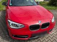 Second-hand BMW 116 Shadowline 2012 Roșu Hatchback