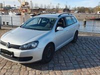 Gebraucht VW Golf VI 105 PS (77 kW) 2013 Silber Kleinwagen