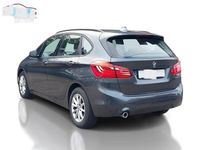 Gebraucht BMW 216 Advantage 116 PS (85 kW) 2018 Mineralgrau (metallic) Kombi