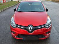 Gebraucht Renault Clio IV LIMITED 118 PS (86 kW) 2017 Rot Kleinwagen