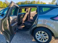 Usado Renault Espace 160 HP (117 kW) 2015 Prateado Monovolume