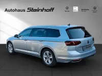 Gebraucht VW Passat 200 PS (147 kW) 2022 Silber Kombi