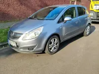 Usata Opel Corsa 80 CV (58 kW) 2007 Argento Utilitaria