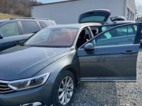 Gebraucht VW Passat Highline 150 PS (110 kW) 2015 Grau Kombi