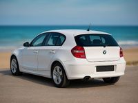 Gebraucht BMW 118 143 PS (105 kW) 2009 Weiß Kleinwagen