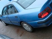 Gebraucht Mitsubishi Carisma 102 PS (75 kW) 2002 Blau Limousine