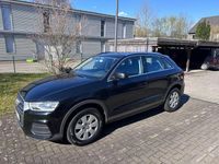 Gebraucht Audi Q3 120 PS (88 kW) 2016 Schwarz SUV