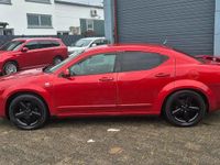 Gebraucht Dodge Avenger 170 PS (125 kW) 2011 Rot Limousine