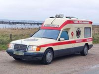 Usata Mercedes E250 90 CV (66 kW) 1993 Beige Berlina