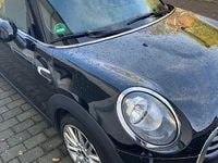 Second-hand Mini Cooper 136 CP (100 kW) 2017 Negru Hatchback