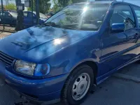 Gebraucht VW Polo 60 PS (44 kW) 1998 Blau Kleinwagen