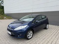 Gebraucht Ford Fiesta Titanium 97 PS (71 kW) 2012 Blau Kleinwagen