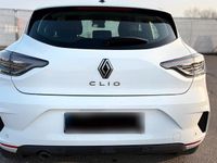Gebraucht Renault Clio V Evolution 101 PS (74 kW) 2024 Weiß Kleinwagen
