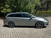 Gebraucht Toyota Auris Hybrid Cool 136 PS (100 kW) 2017 Silber Kombi
