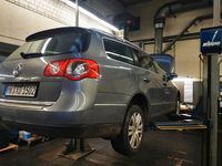 Gebraucht VW Passat Highline 140 PS (102 kW) 2006 Grau Kombi