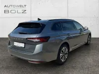 Używany Skoda Superb Selection 150 KM (110 kW) 2025 Szary Kombi