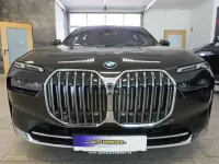 Gebraucht BMW 750e 489 PS (359 kW) 2025 Schwarz Limousine