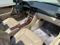 Gebraucht Mercedes E220 Sportline 150 PS (110 kW) 1995 Schwarz Cabrio