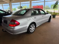 Gebraucht Mercedes E200 184 PS (135 kW) 2007 Silber Limousine