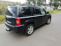 gebraucht Jeep Patriot Sport 2.2 CRD 4x4 Klima Navi Kamera AHK