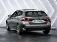 Neu BMW 120 170 PS (125 kW) 2026 Skyscraper grau Kleinwagen