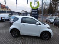 Gebraucht Toyota iQ Basis 68 PS (50 kW) 2013 Weiß Kleinwagen