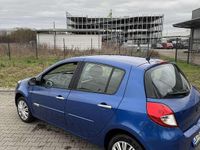 Gebraucht Renault Clio II Authentique 75 PS (55 kW) 2009 Blau Kleinwagen