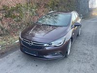 Gebraucht Opel Astra Dynamic 125 PS (91 kW) 2017 Braun Kombi