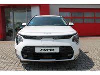 Gebraucht Kia e-Niro Vision 150 kW (204 PS) 2023 Schneeweiss perleffekt SUV