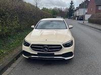 Gebraucht Mercedes E220 194 PS (142 kW) 2022 Beige Limousine
