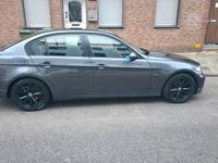 Gebraucht BMW 320 150 PS (110 kW) 2007 Silber Limousine