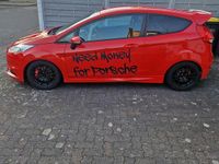 Gebraucht Ford Fiesta ST 182 PS (133 kW) 2016 Rot Coupé