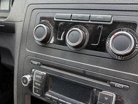 Second-hand VW Caddy 102 CP (75 kW) 2014 Alb Monovolum