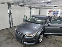 Gebraucht Audi A3 110 PS (80 kW) 2015 Grau Limousine