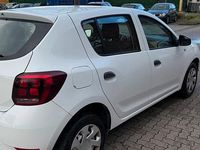 Gebraucht Dacia Sandero 86 PS (63 kW) 2018 Weiß Limousine