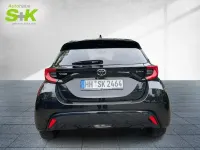 Neu Toyota Yaris Style 131 PS (96 kW) 2025 Schwarz Kleinwagen