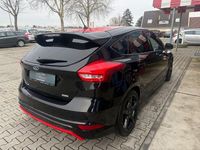 Gebraucht Ford Focus ST 150 PS (110 kW) 2017 Schwarz Limousine